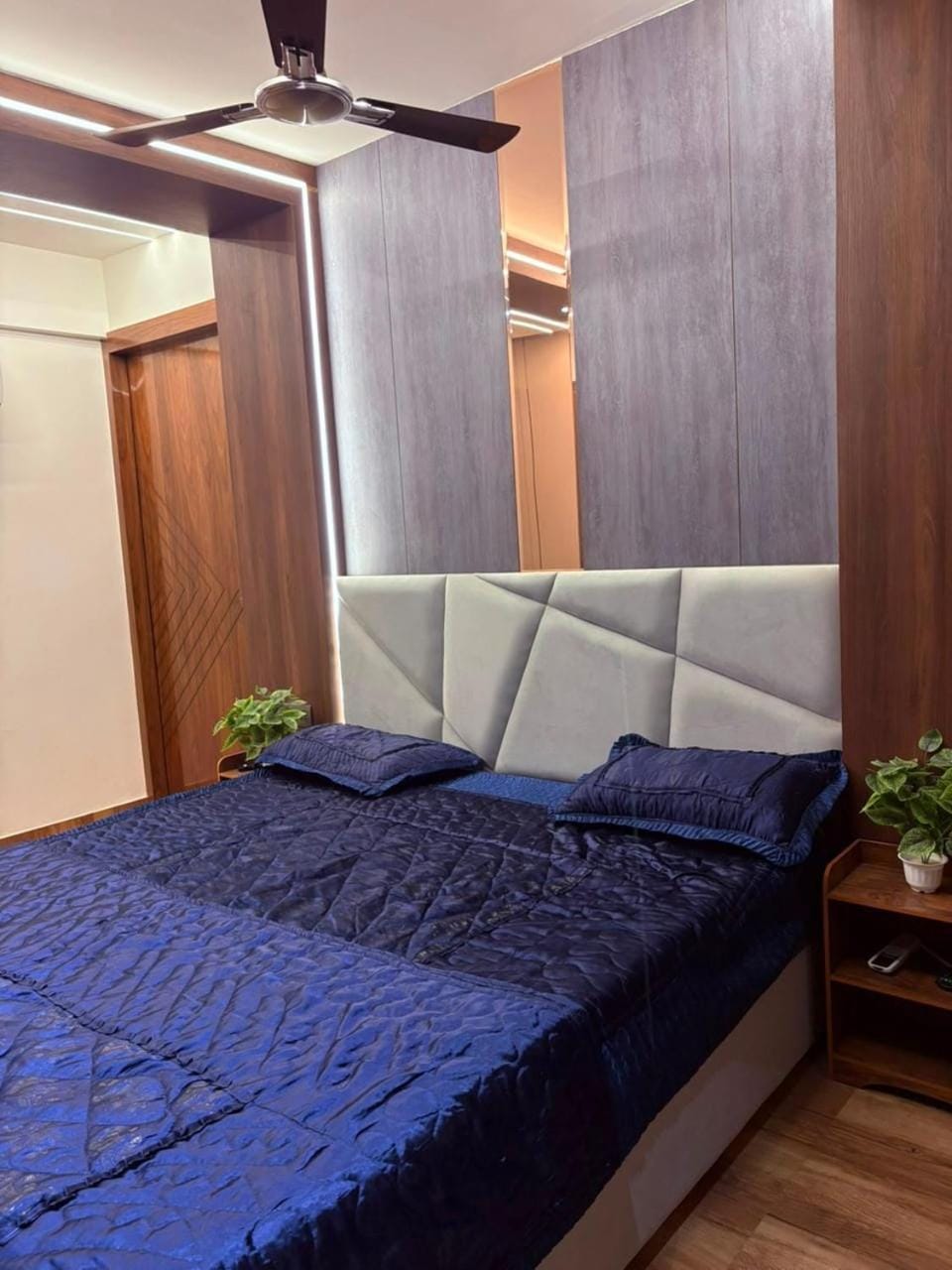 GharAway Luxury 1BHK Retreat Apartment in Noida