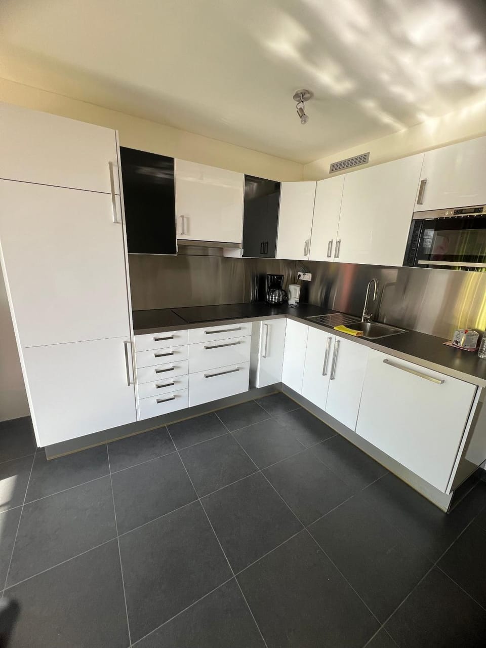 microwave, oven, kitchen