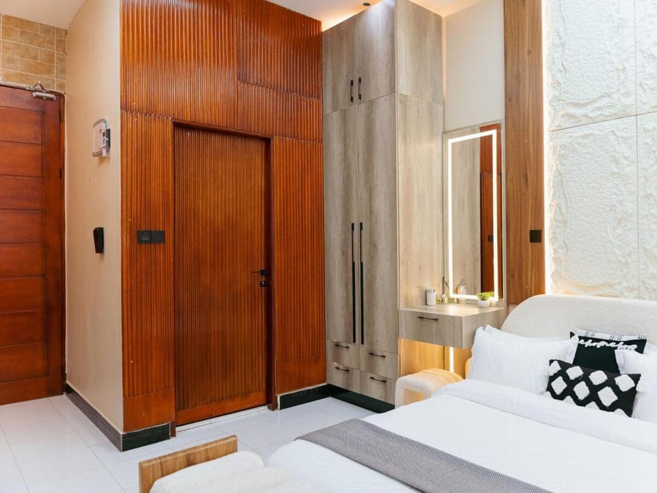Ivys cozy Modern Studio Home 3D in Kisasi Apartment in Kampala