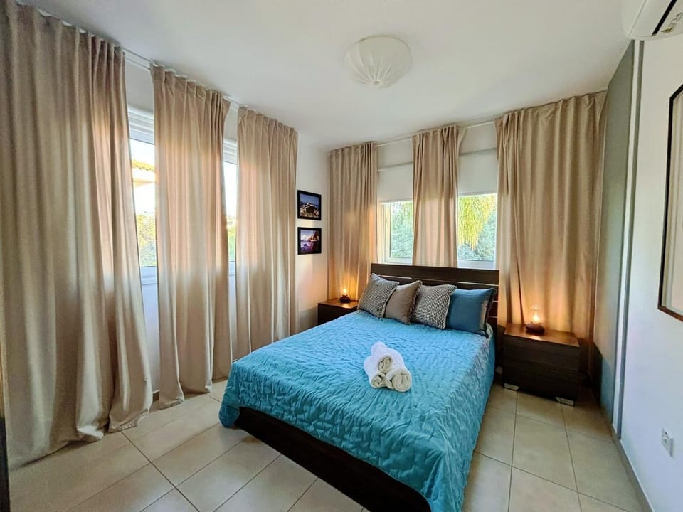 Property building, Bedroom, wedding