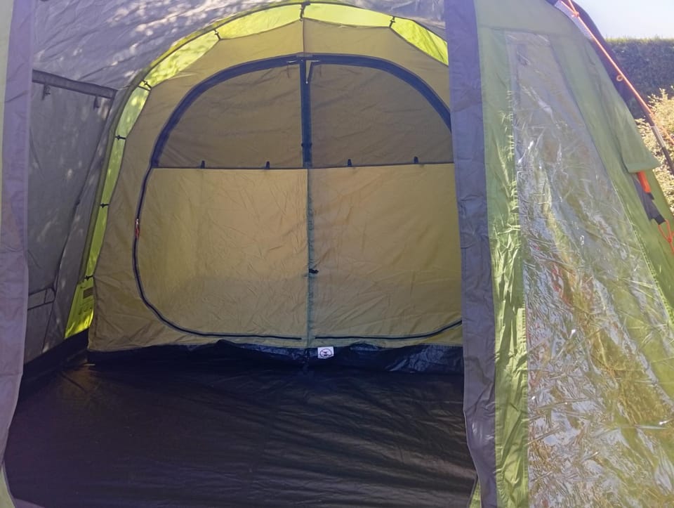 Escale cyclotourisme, motards, pèlerins Campground/ 
RV Resort in Auvergne-Rhône-Alpes