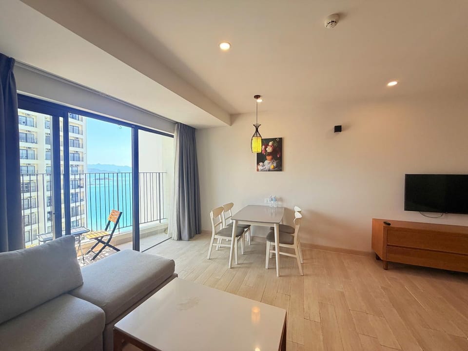 Balcony/Terrace, Dining area