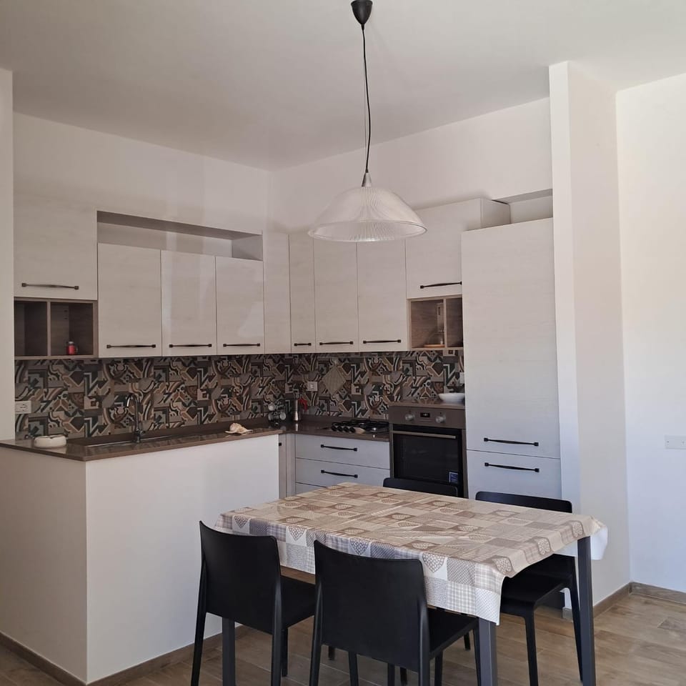 Trilocale immerso nel verde del M Conero, nuovo, con spazio esterno Apartment in Marche