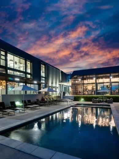 Luxury Apartment Overlooking the River Apartment in Sandton