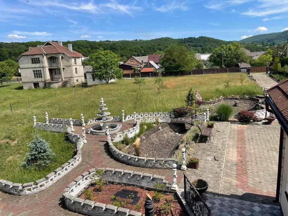Inner courtyard view