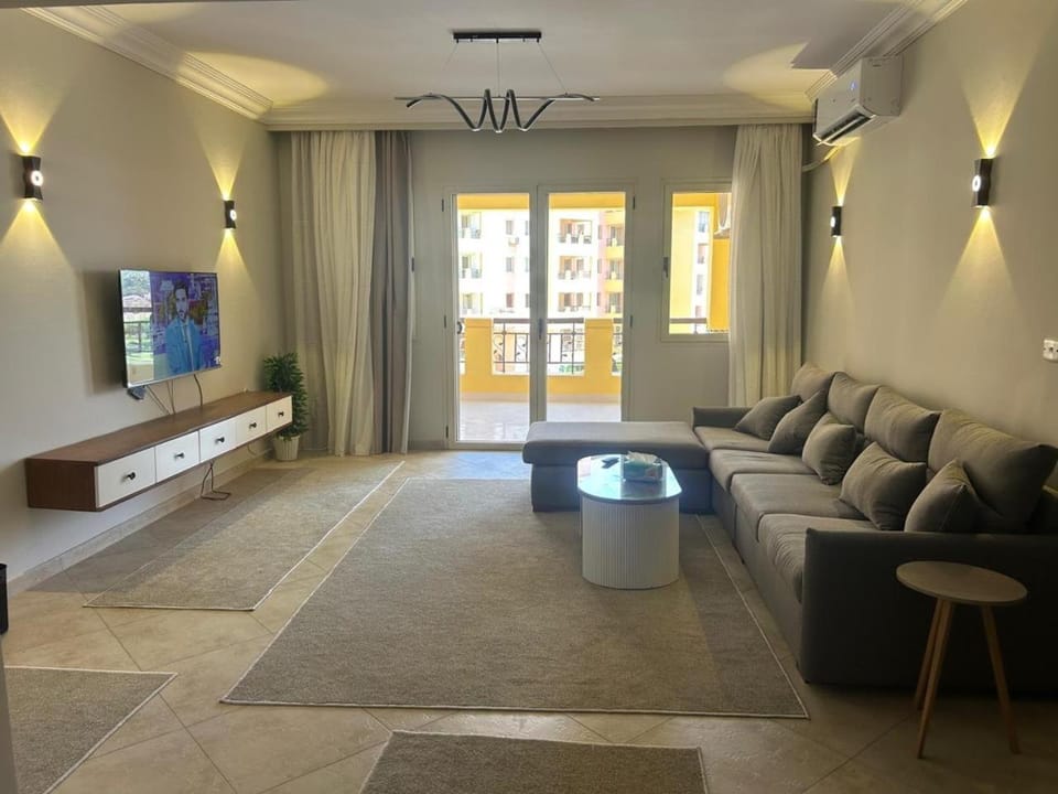 Modern 2-bedroom Apt Dreamland Golf & Pool View Apartment in Egypt