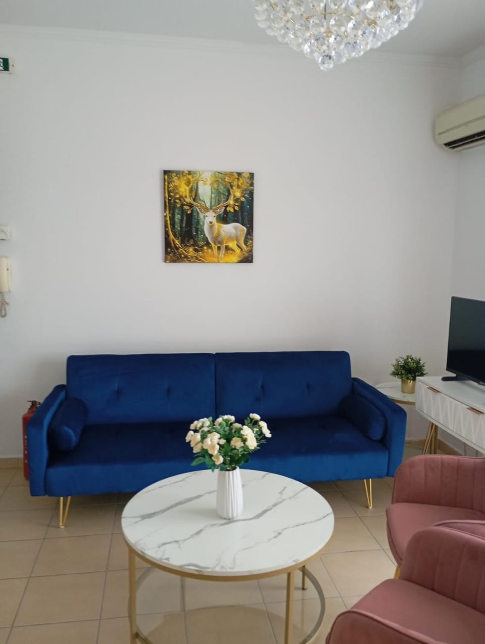Aphrodite Mythic Stay Apartment in Alexandroupoli