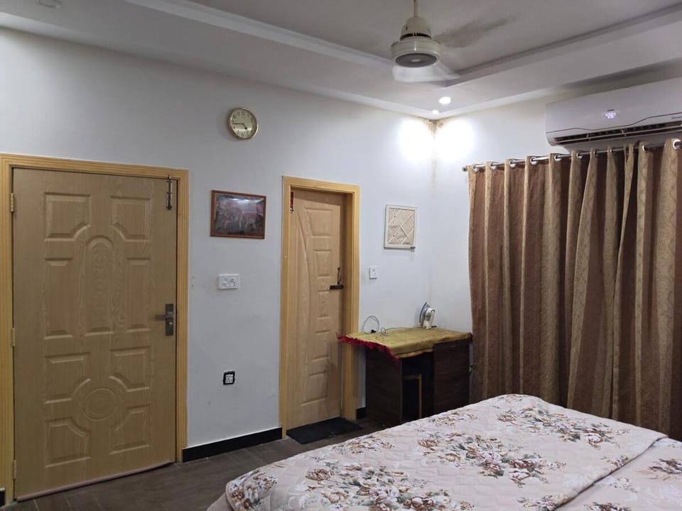 Small villa with Beautiful view Villa in Islamabad Capital Territory