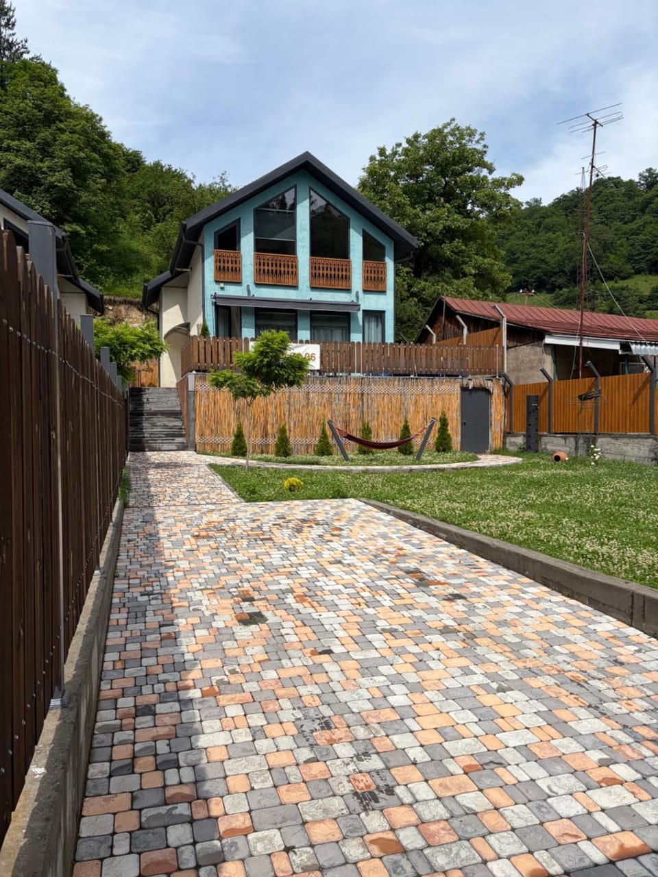 Two Dilijan Small Pool Villa in Armenia