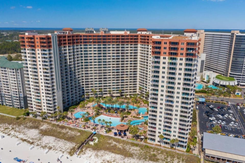 Property building, Natural landscape, Bird's eye view, Sea view