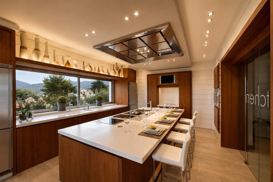Kitchen or kitchenette