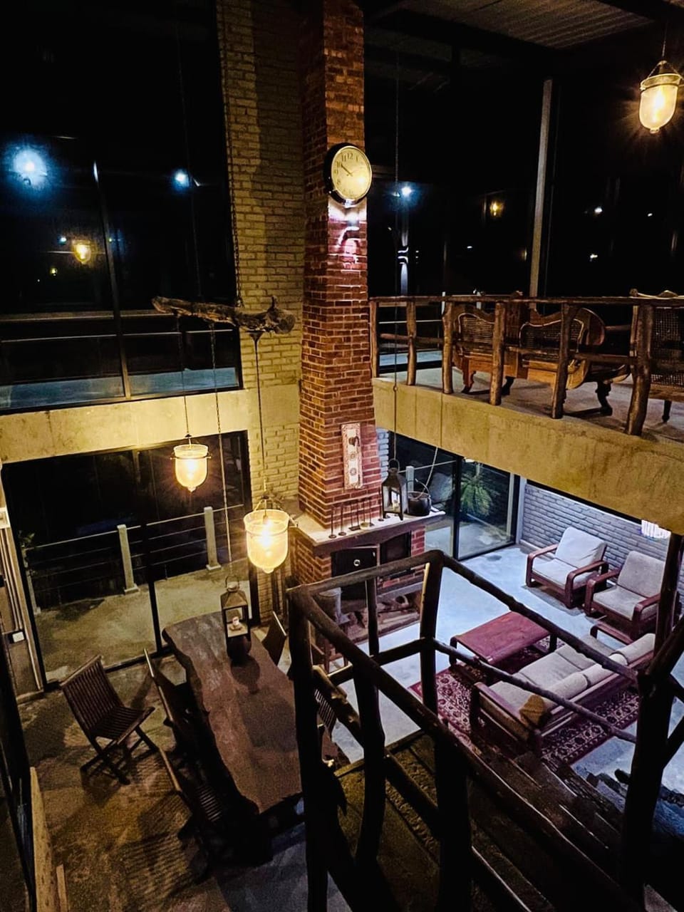 Misty mountains residents Hotel in Central Province