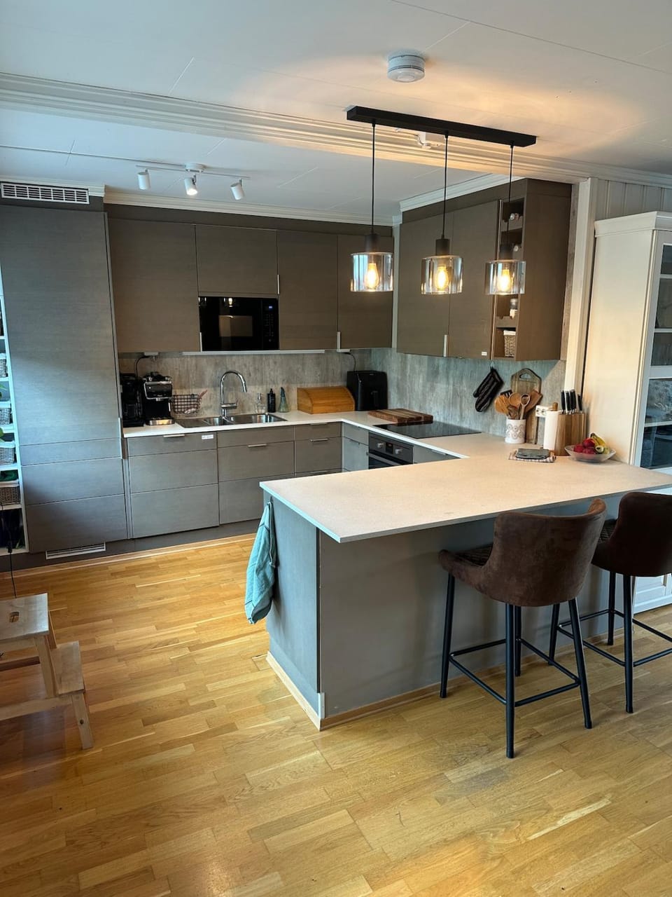 Central and cozy apartment - free parking Apartment in Lillehammer