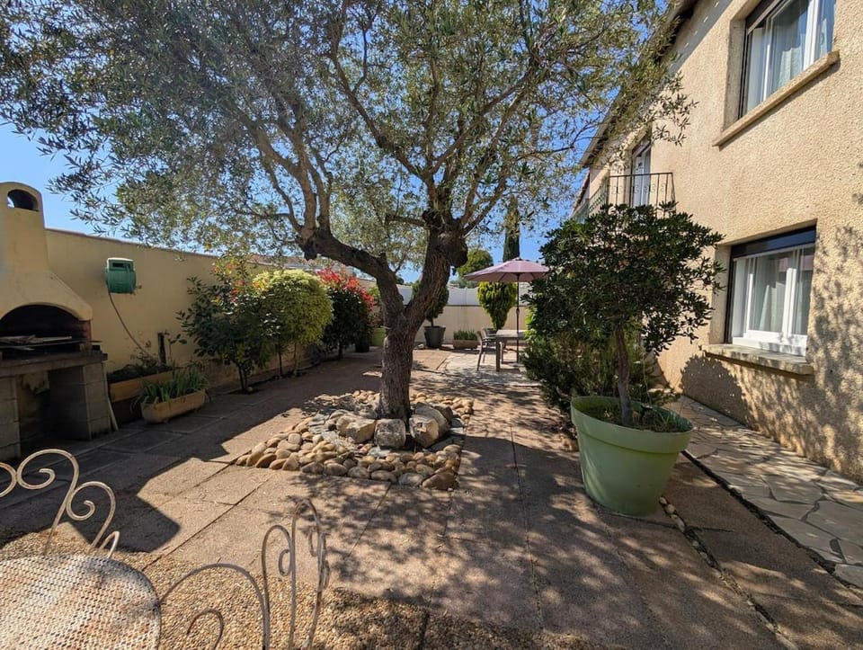 Garden, Balcony/Terrace