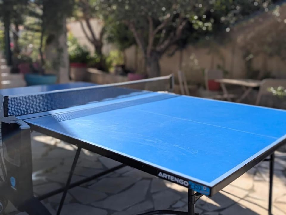 Table tennis