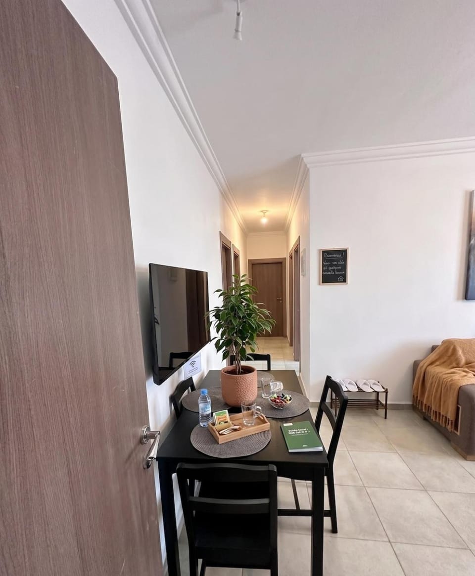 Modern & Cozy 2-Bedroom Tangier Getaway Apartment in Tangier