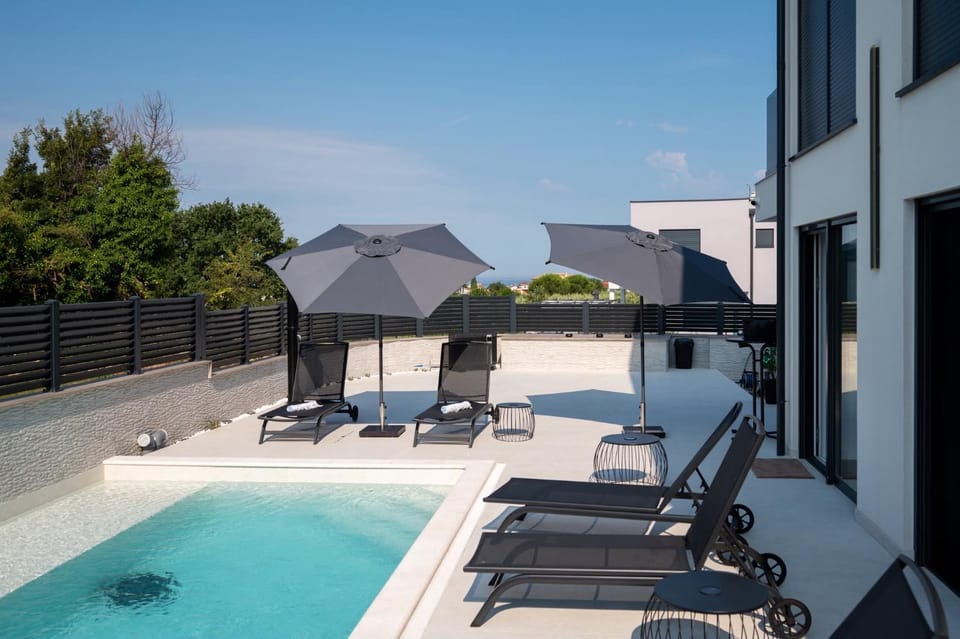 Apartments by Petar - Sun & Pool Residence Apartment in Poreč
