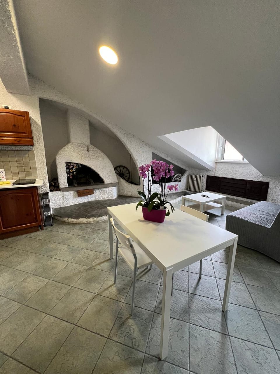 Olly's Italian Home with AC Apartment in Bergamo