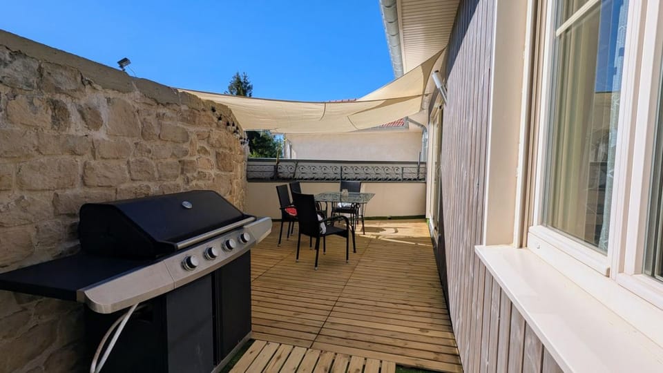 BBQ facilities, Balcony/Terrace