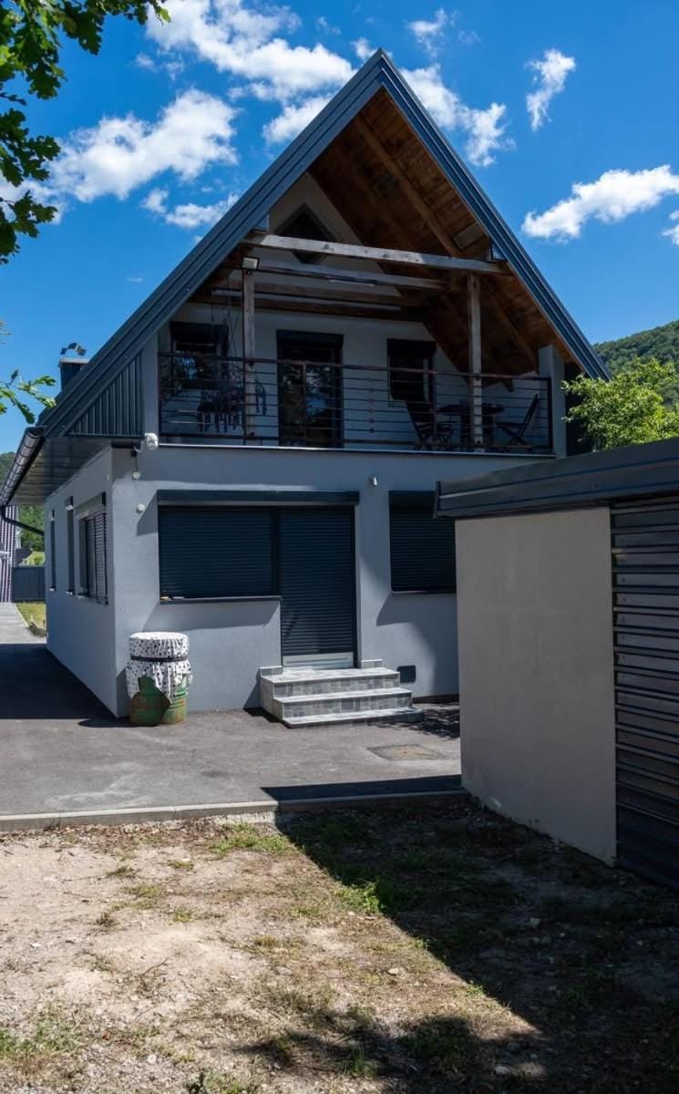 Vila Zlojić Bihać Villa in Federation of Bosnia and Herzegovina