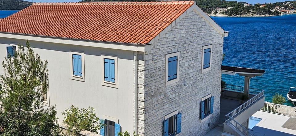 Property building, Day, Natural landscape, Sea view
