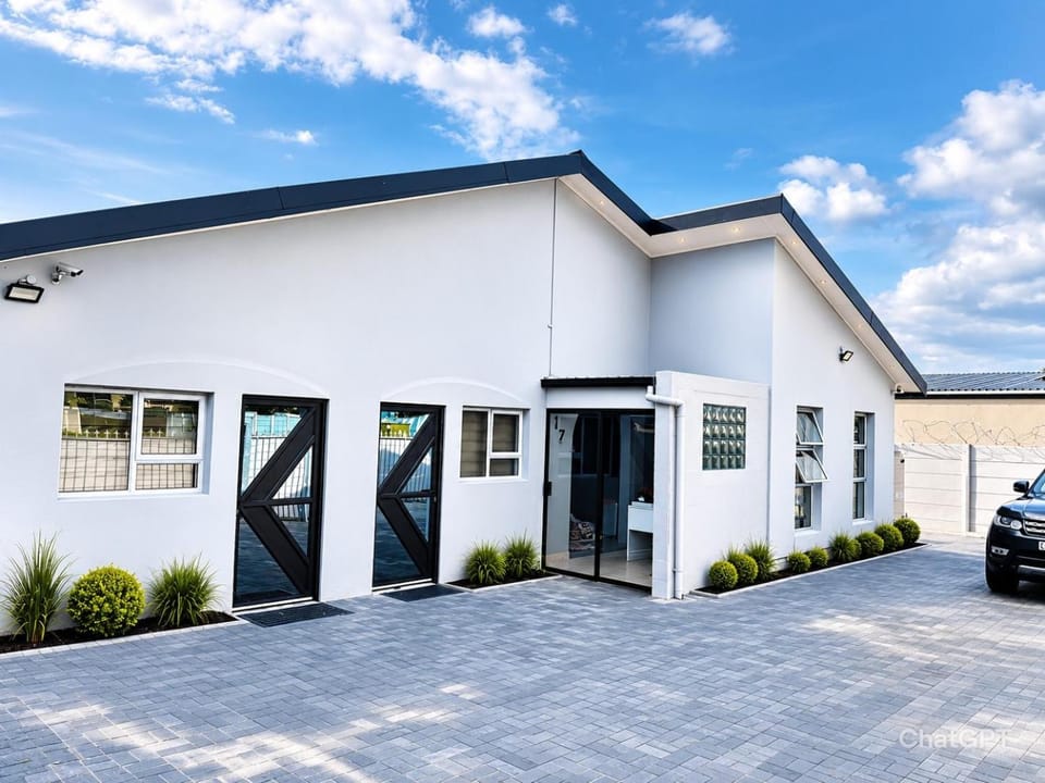 17 Rose Guesthouse Bed and Breakfast in Cape Town