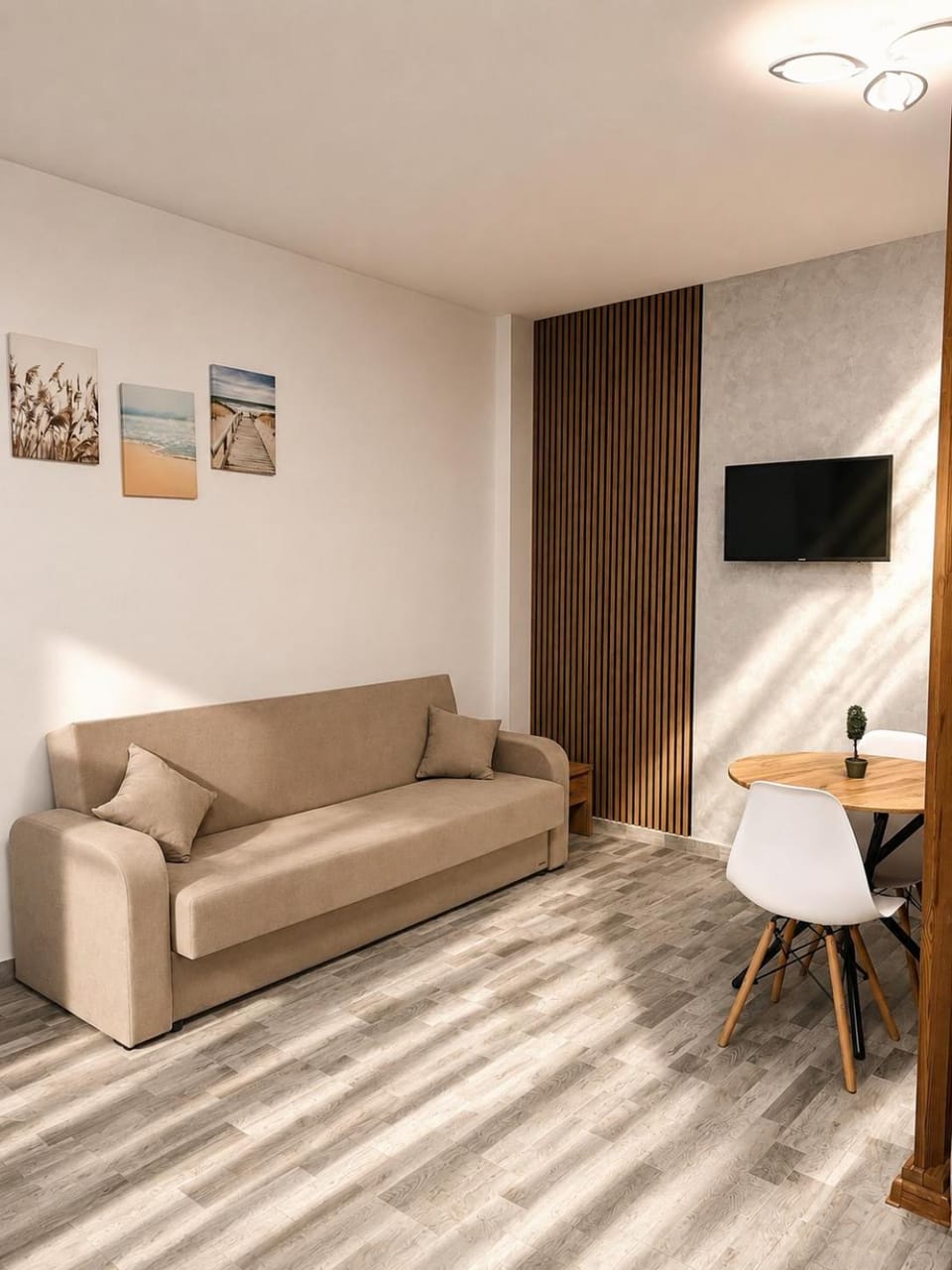 Communal lounge/ TV room, Living room, Seating area, Evening entertainment