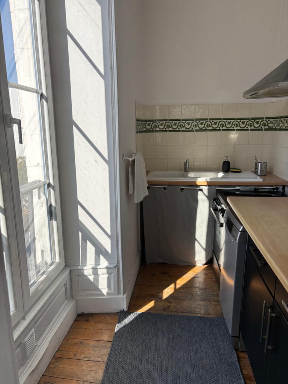 Elegant appartement en plein centre-ville Apartment in Pau