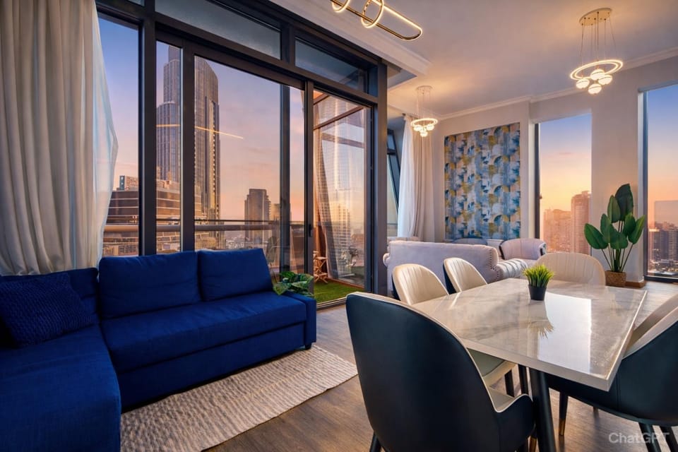 Living room, Seating area, Dining area