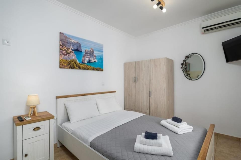The island stop Apartment in Milos
