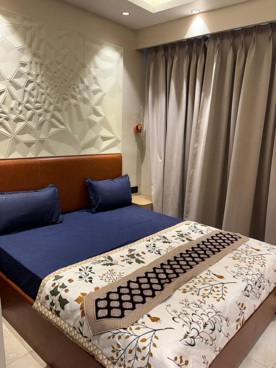 Stay Karo Yaar Apartment in Noida