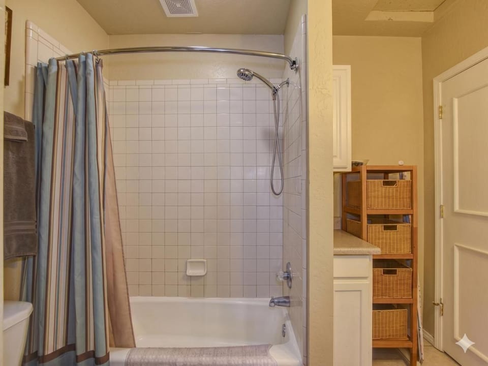 Union Street Townhouse 2BD15BA Near Whiskey Row Apartment in Prescott
