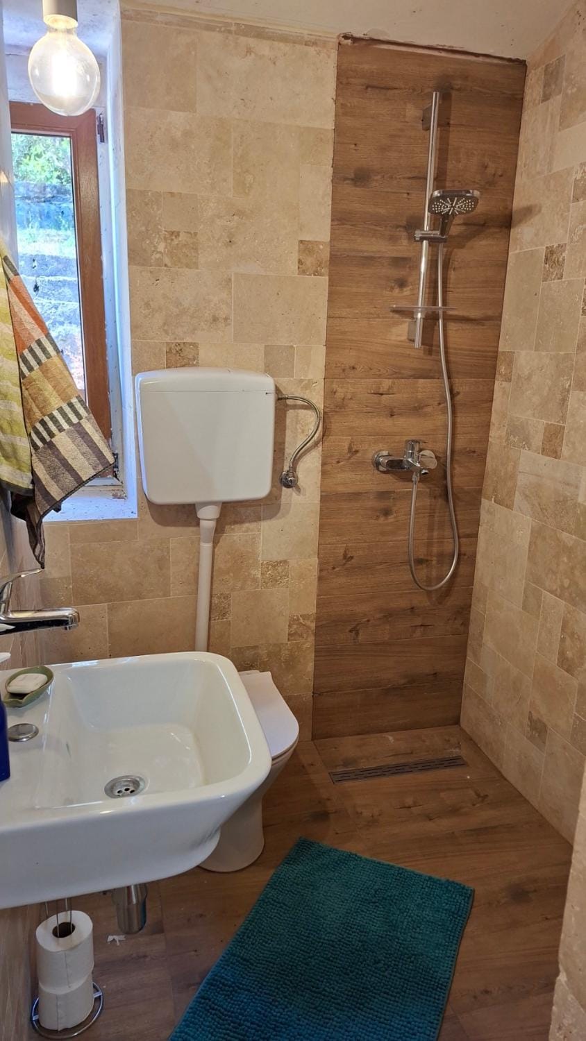 Ethno home 14 - Montenegro House in Podgorica