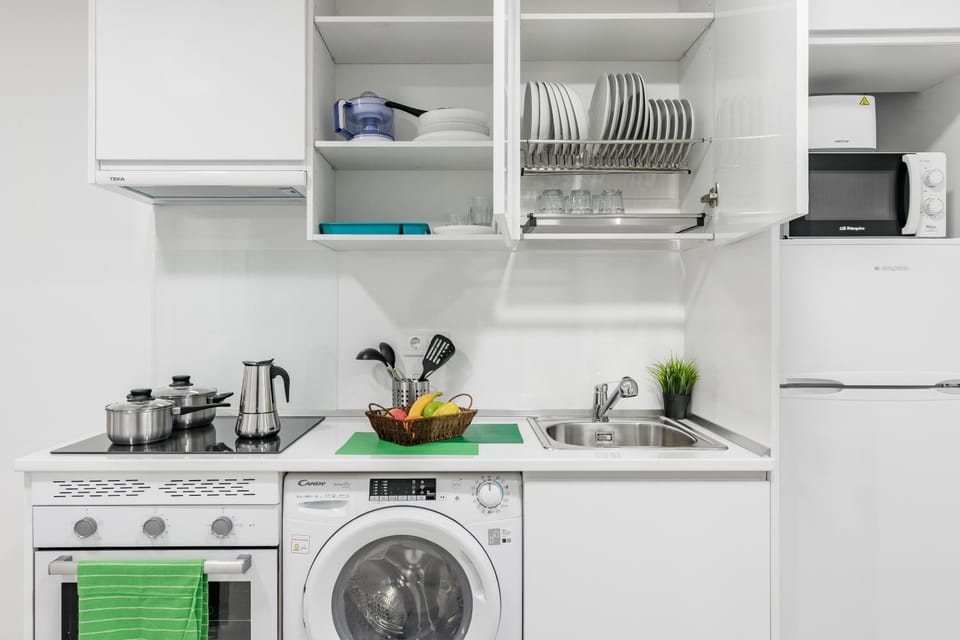 Kitchen or kitchenette