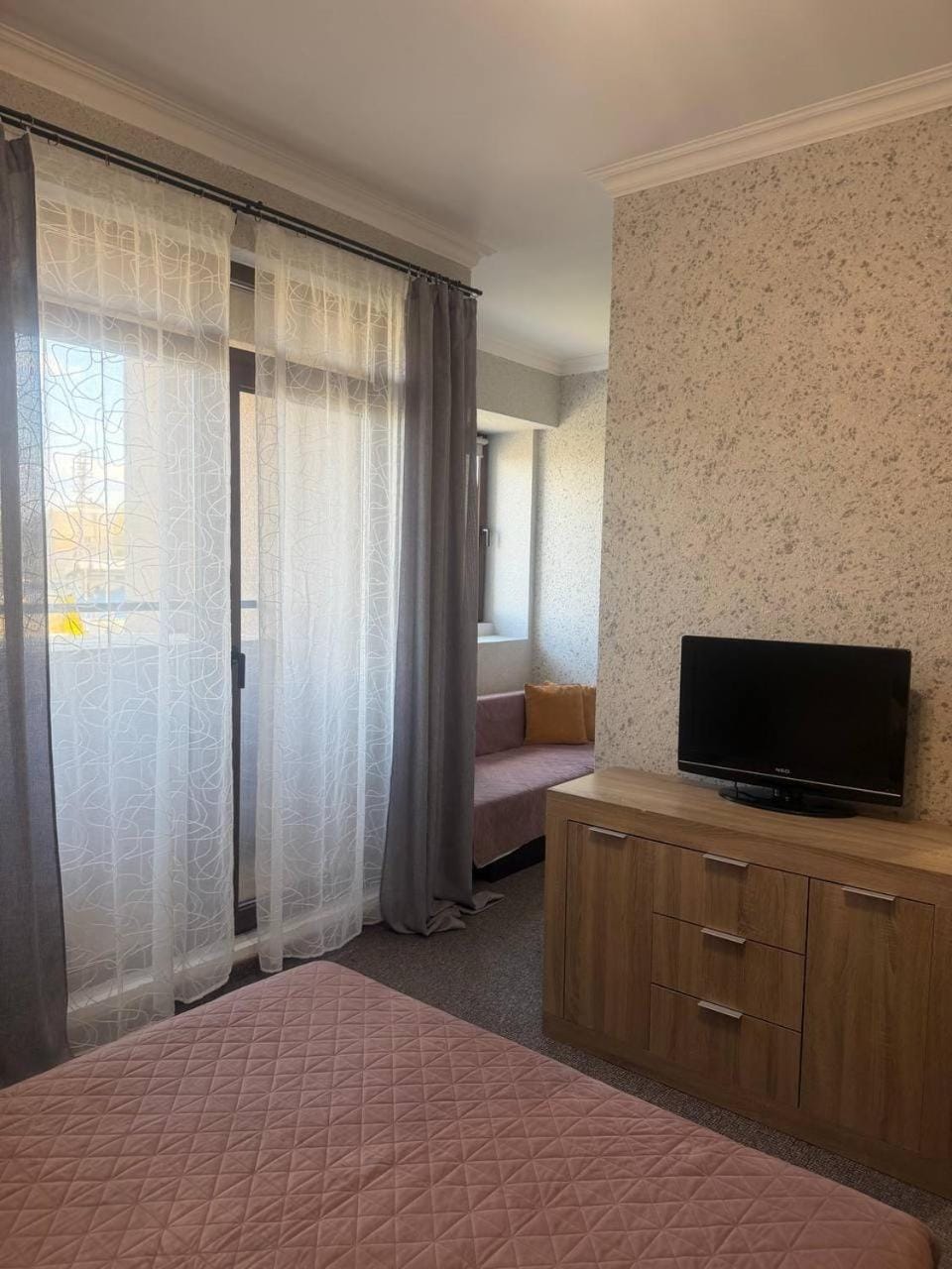 Stylish Studio in Lazuren Bryag Residence - Sea Garden & Beach Apartment in Burgas