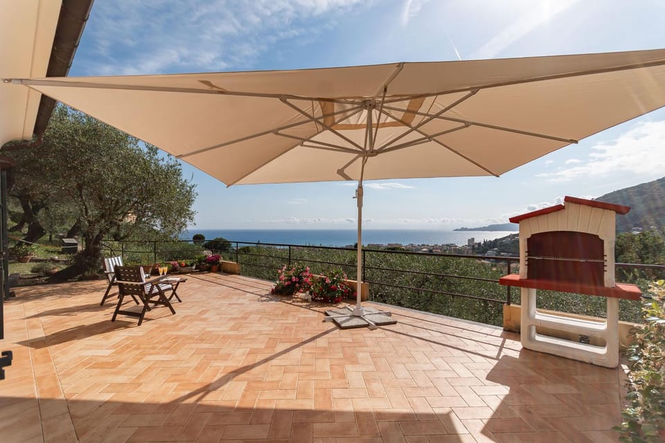 Day, View (from property/room), Balcony/Terrace, Dining area, Sea view, sunbed