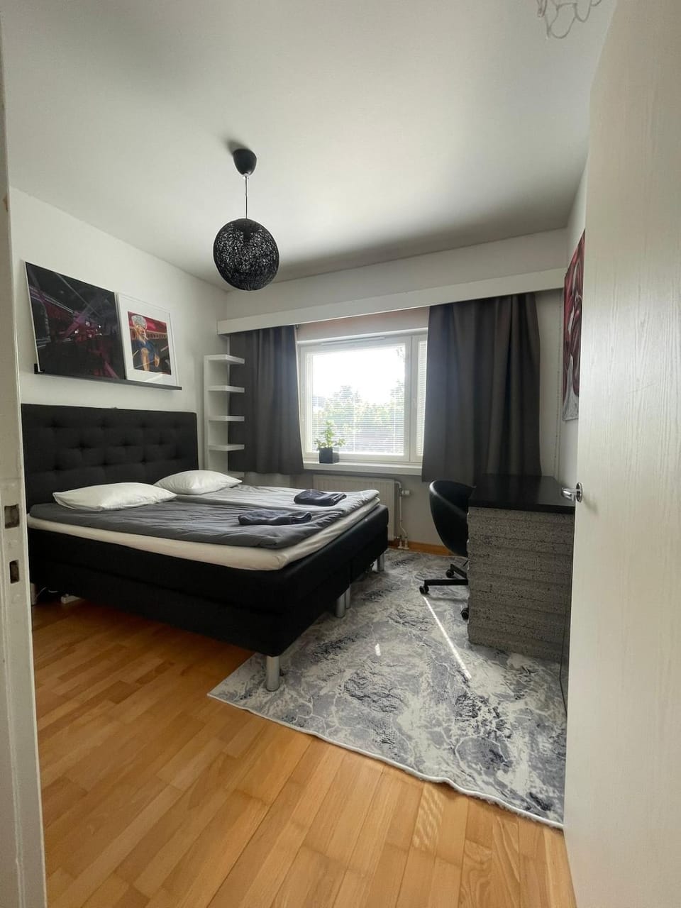 City center - a modern artist's two-room apartment! Smart TV & Fast Wifi Apartment in Finland