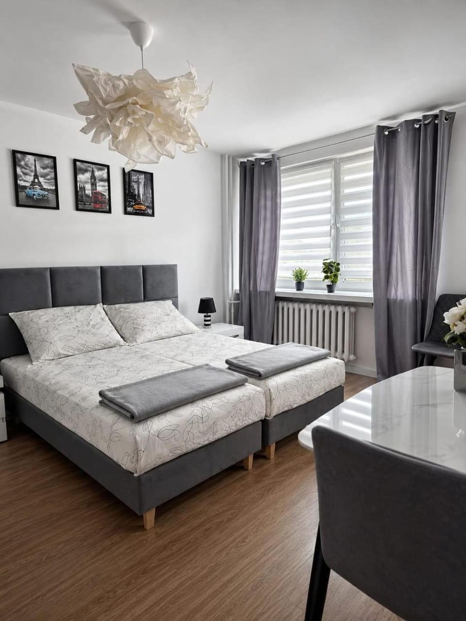 Silver Studio Apartment in Masovian Voivodeship