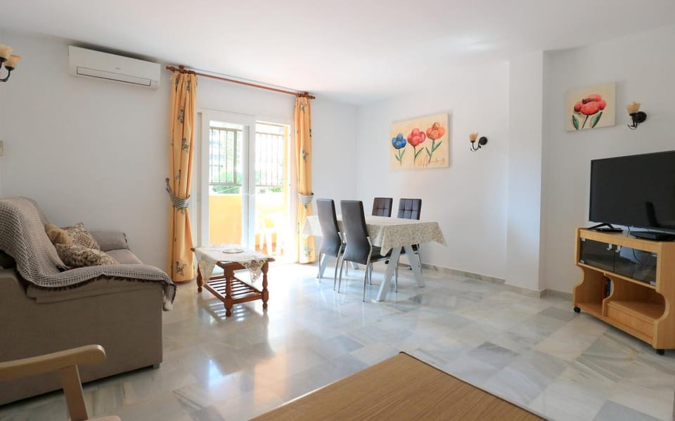 Carihuela Playa 6 - Torremolinos Holidays Apartment in Torremolinos