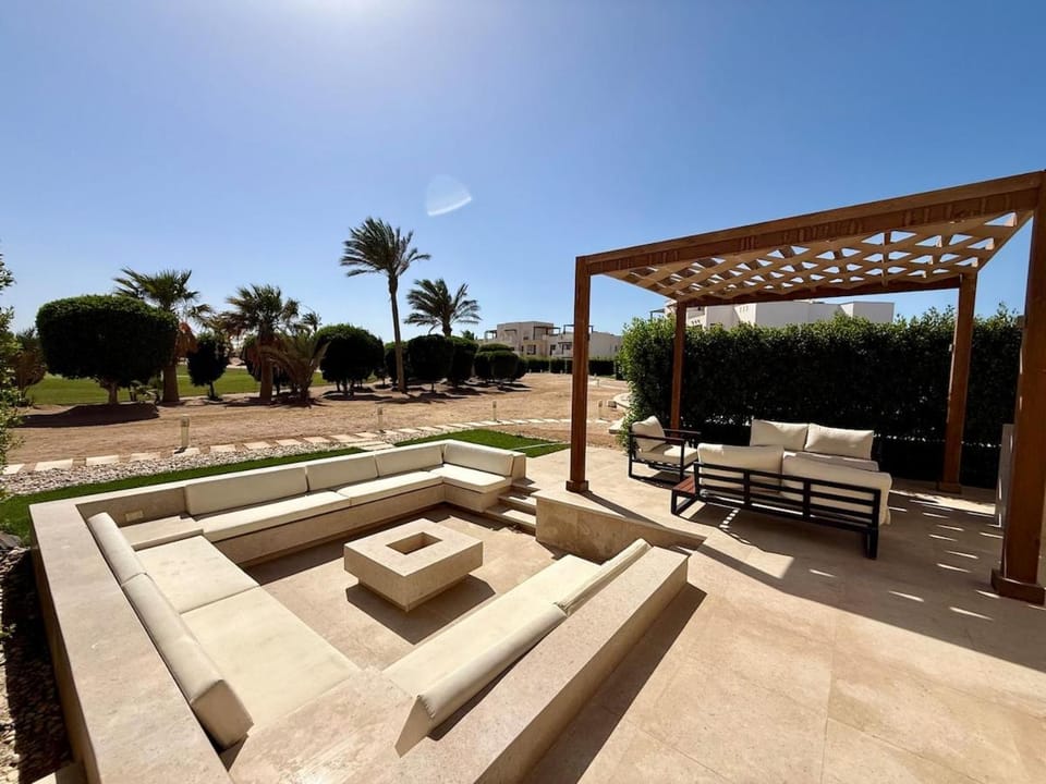 Elite 2BR Ground-Free Pool Access At Cyan ElGouna Apartment in Hurghada