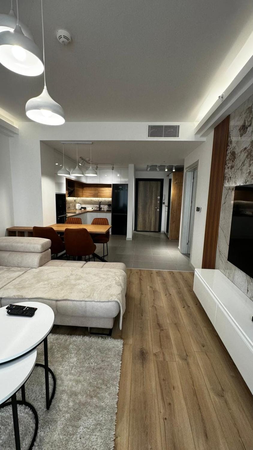 Sky City Majestic Apartment D Apartment in Skopje