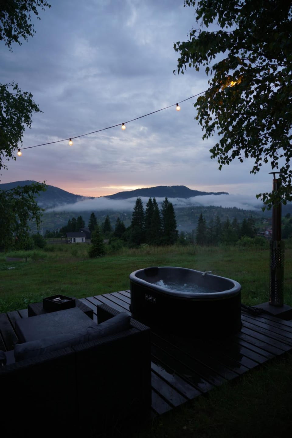 Hot Tub, Mountain view