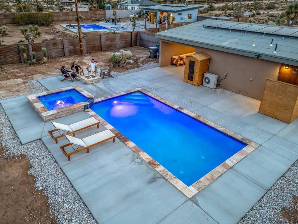 Tiny Home w Pool, Hot Tub, Sauna, Golf & More! House in Yucca Valley