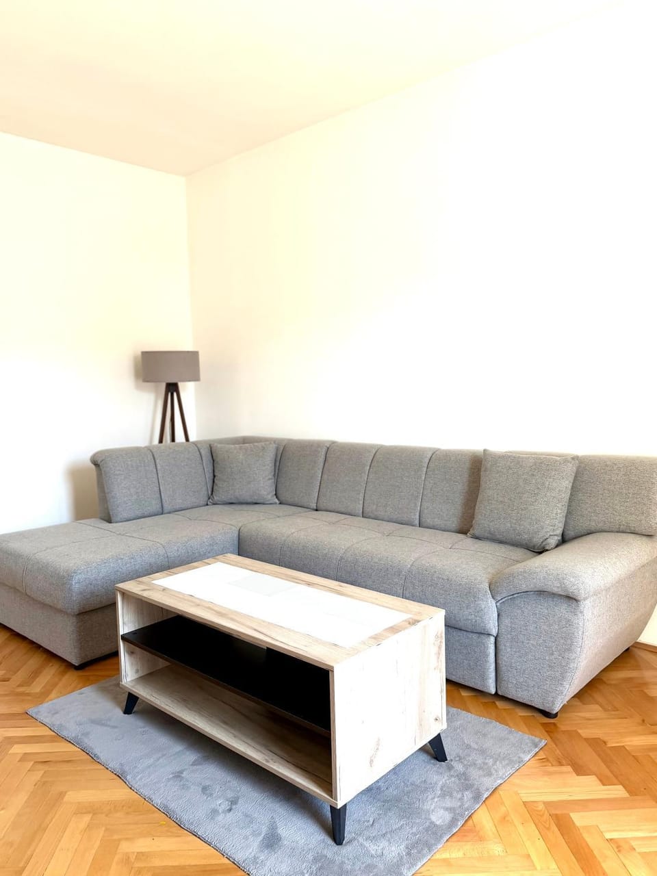 Tivat Center Retreat - Two Bedroom Apratment With Sea View Apartment in Kotor Municipality