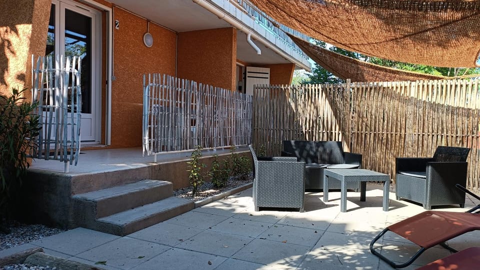 Garden, Balcony/Terrace