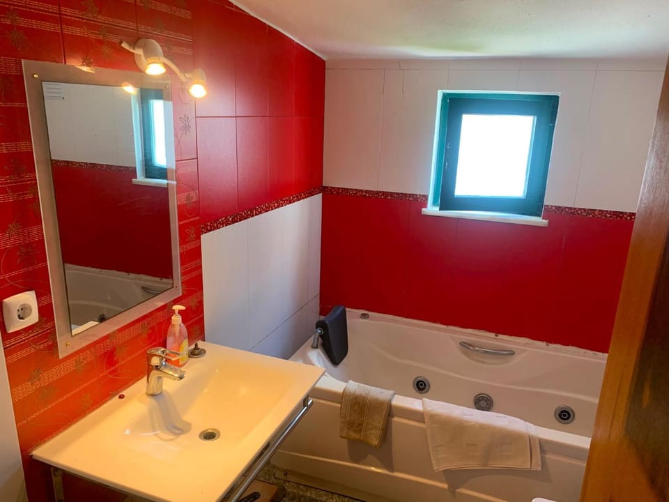 Bathroom, Bath