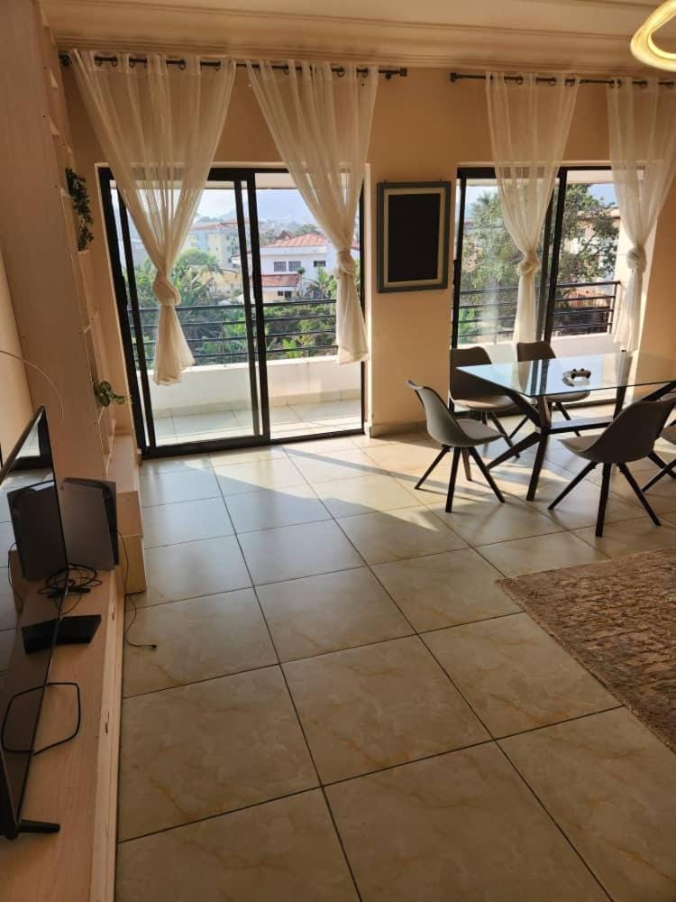 Balcony/Terrace, Living room, Seating area, Dining area