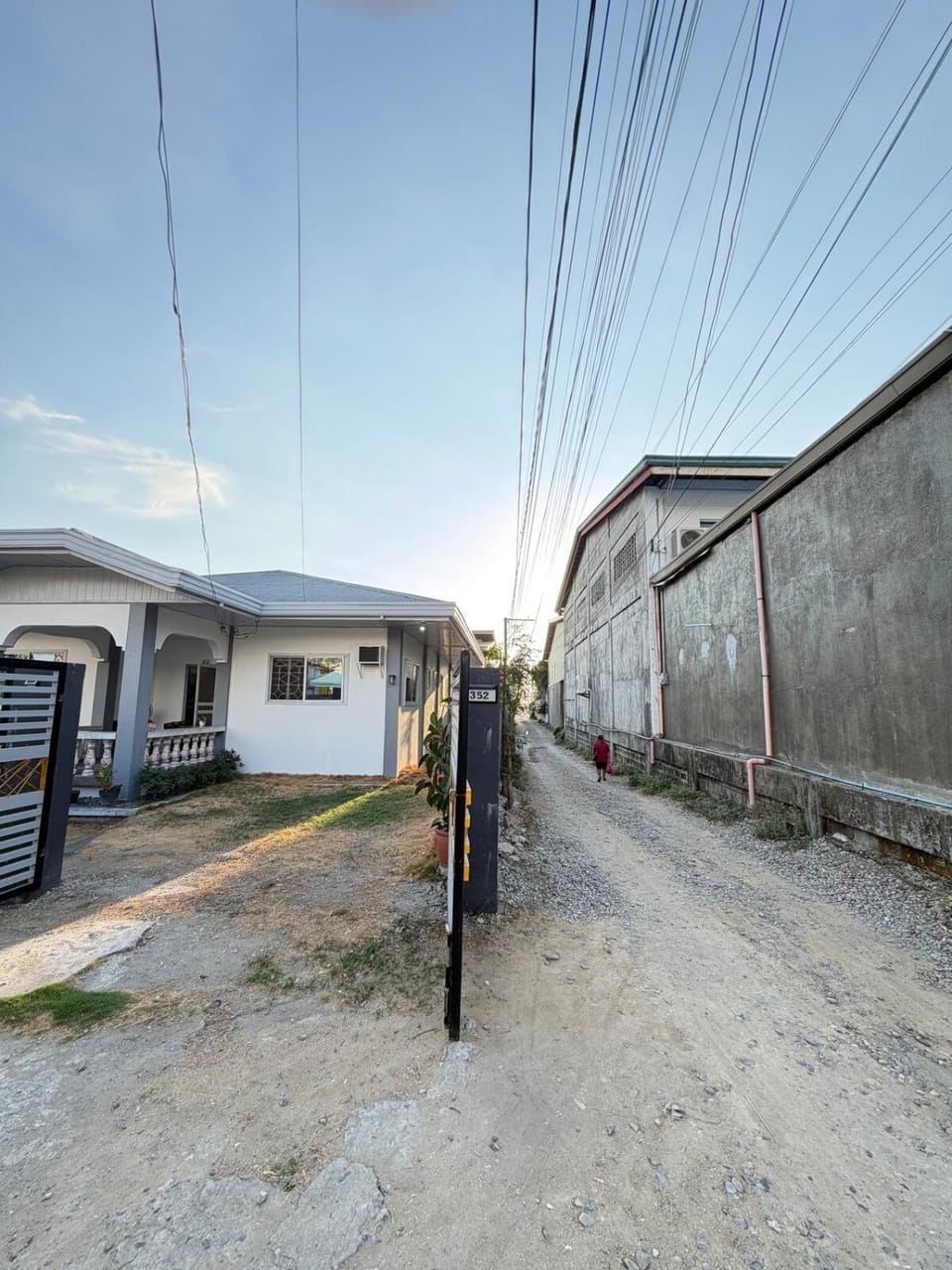 1-minute walk to the beach! Best Elyu Staycation! House in San Juan