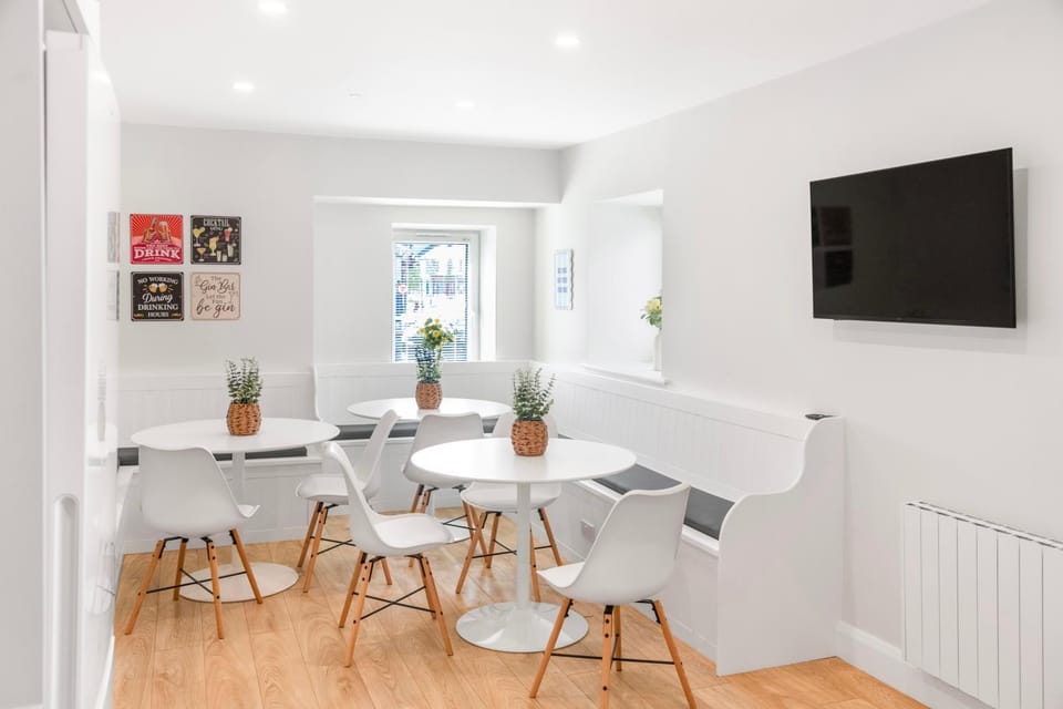 Gardiner House Accommodation - Room 9 Bed and Breakfast in Leitrim, Co. Leitrim, Ireland