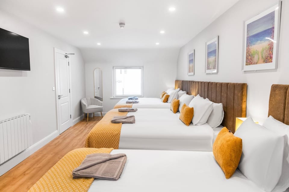 Gardiner House Accommodation - Room 9 Bed and Breakfast in Leitrim, Co. Leitrim, Ireland